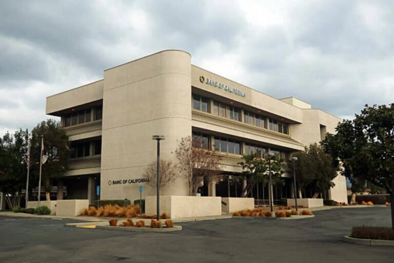 Banc of California Stock: Reactionary Selloff Creates Buying Opportunity (NYSE:BANC)