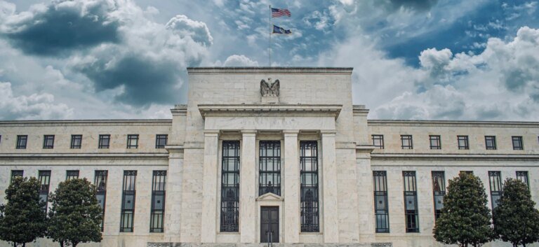 USFR: Floating Rate Treasury ETF, Declining Spreads, Zero Present Advantages To Benchmark