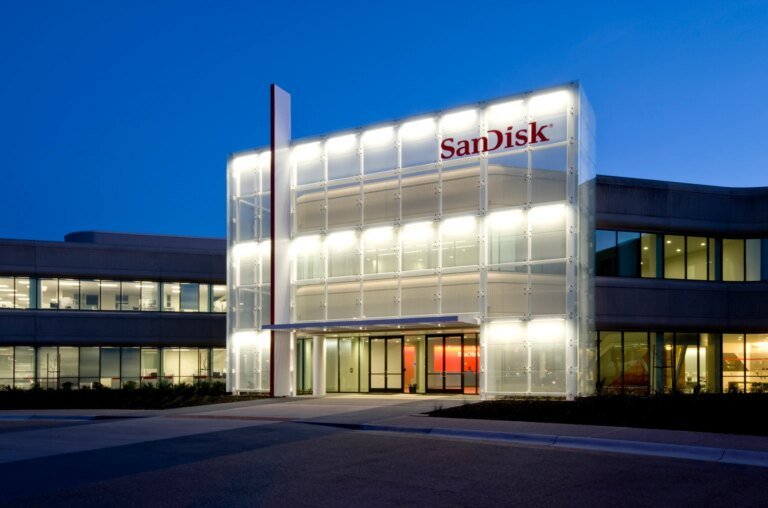Sandisk: A Better Business Is Emerging From The AI Boom (NASDAQ:SNDK)