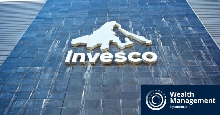 Invesco Cuts Fees 20% as Real Estate Fund Faces Queue
