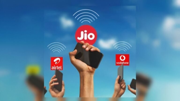 Telecom Tariff Hike: Mobile Recharge Rates to Rise? Airtel, Jio and Vodafone Idea May Hike Tariffs by 12% in 4-6 Months