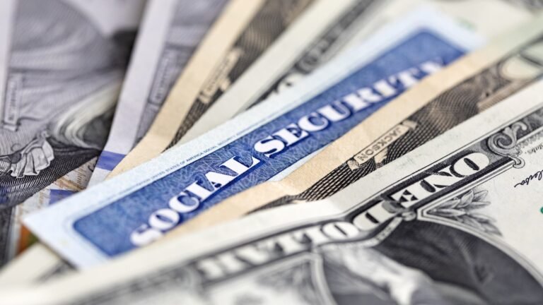 5 Ways Retirees Lower Their Social Security