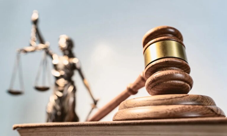25 States Sue Trump Administration to Block Latest Tariffs