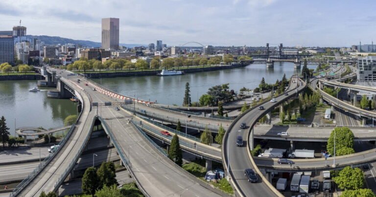 Portland, Oregon, gets revenue bond rating boost before deal