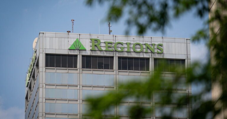 Check-fraud case highlights insider risk for banks