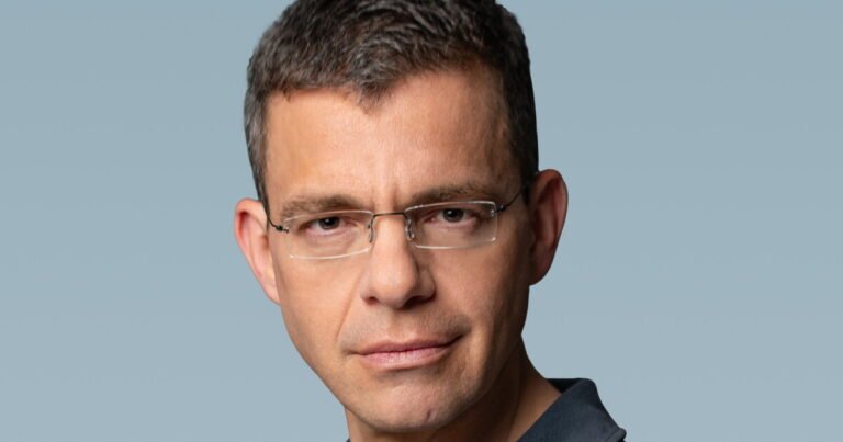 Affirm extends hot streak, challenging credit card industry