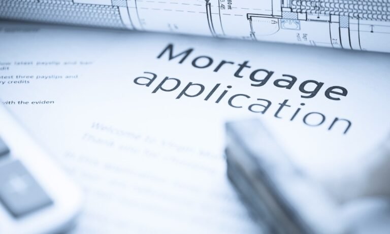 Private mortgage awareness gap persists, report finds
