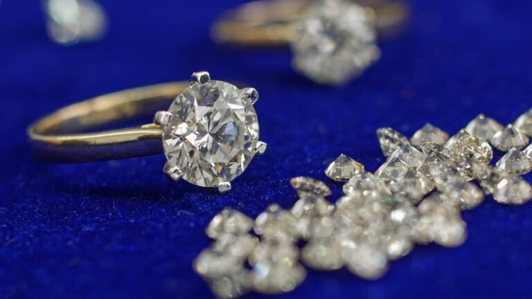 What’s behind the fall of diamond prices to record lows