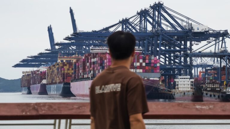 China factory activity snaps 2-month contractionary streak in September