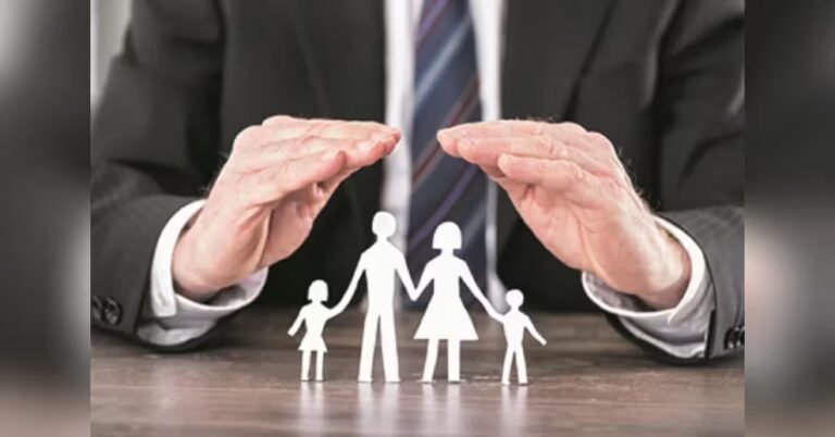Non-life insurance premium rises 10% to ₹27,454.5 crore in August | Insurance News