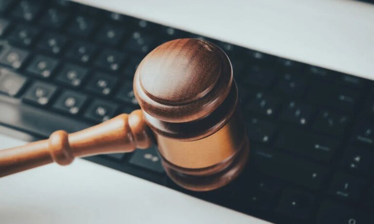 Musk Firms Drop Apple Antitrust Suit, Continue OpenAI Case