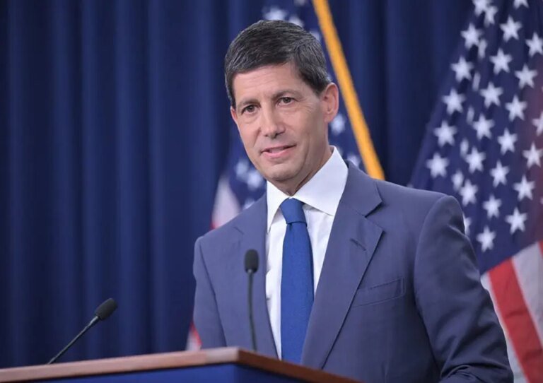 Fed's Warsh: The economy appears to be strengthening