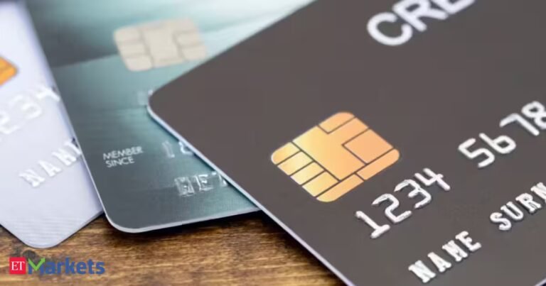 Credit card issuers push EMI loans to counter revolver model misfire