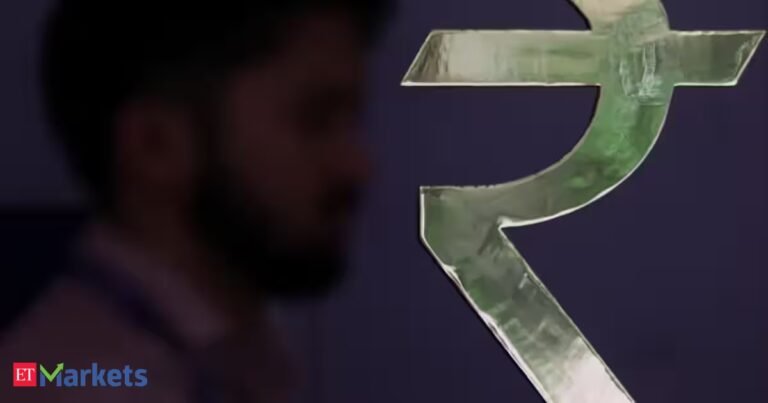 Rupee’s likely to slip despite RBI push for stability