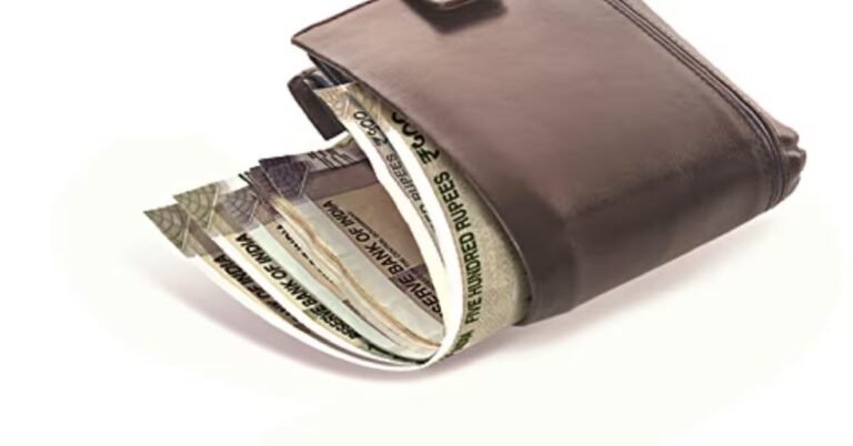 Money changes in Oct: SBI ATM, LPG, FD, NPS and EPF rules to know | Personal Finance
