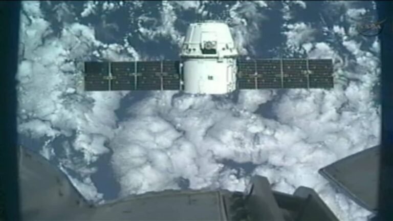 Data centers in space: four obstacles, Elon Musk’s ambitious timeline