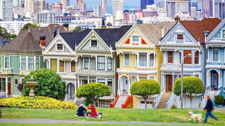 How Queen Anne Victorians Became Pop Culture’s Favorite Home