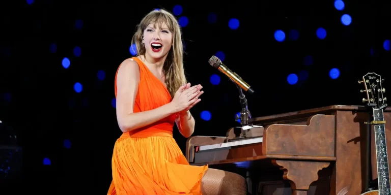 Taylor Swift Makes It Fun to Be a Fan Because She Loves Her Job