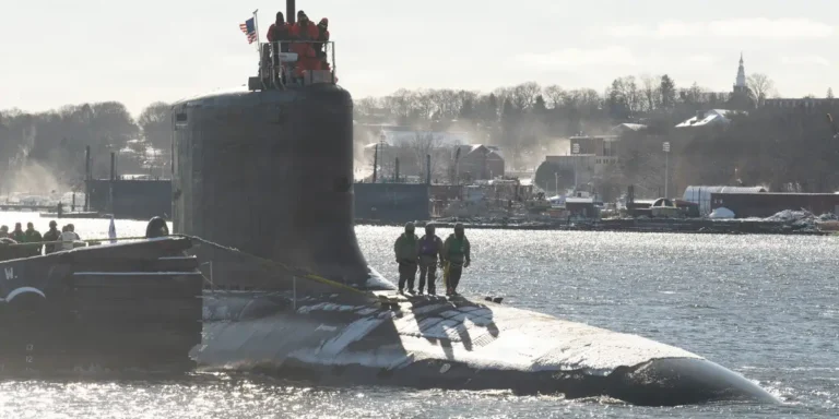 Fixing Transportation Issues for US Submarine Workers Is Key: Navy Official