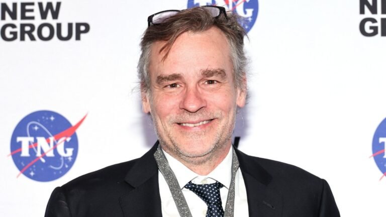 Robert Sean Leonard Reveals Why He Traded NYC for Small-Town Life