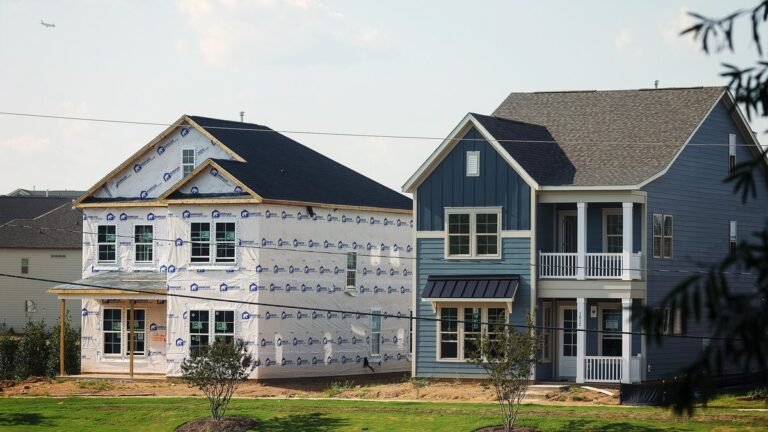 The 4% Mortgage Is Back. Is It Keeping New-Home Prices From Falling?