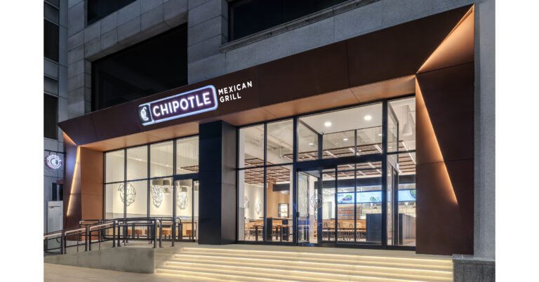 CHIPOTLE ARRIVES IN ASIA WITH FIRST RESTAURANT IN SEOUL