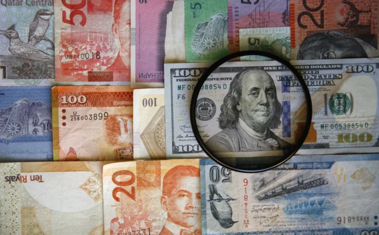 US rates surge sparks new wave of FX net investment hedging