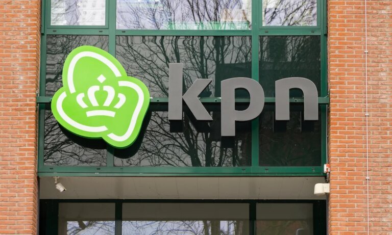 Dutch Telecom Builds an AI System for Millions of Customer C…