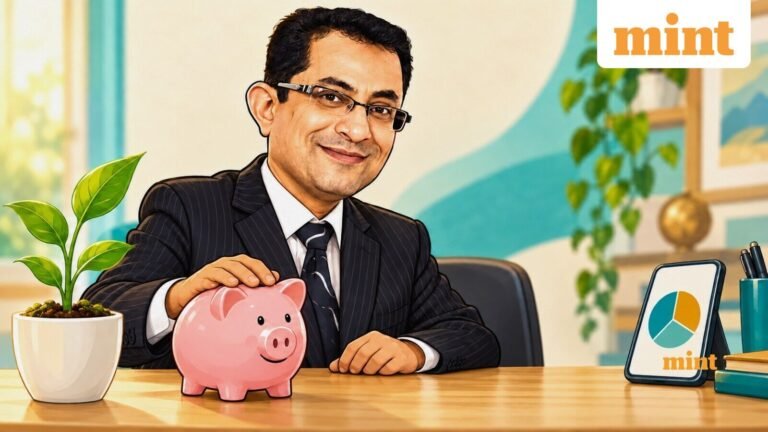 ‘Give your future its share’: 8 tricks to handle your incomes, savings and investments | Pay Yourself First