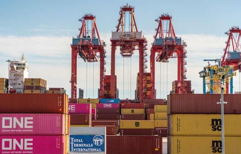 U.S. share of Canada’s exports drops to 66%, lowest outside pandemic