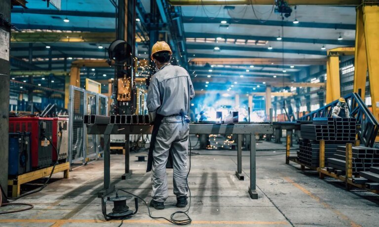 Squint’s Founder Turns Factory Know-How Into AI’s Starting P…