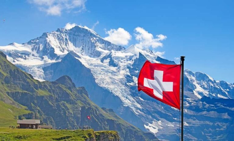 Swiss CHF Stablecoin Sandbox Enters Test Phase as SIX and TWINT Join Initiative | LeapRate