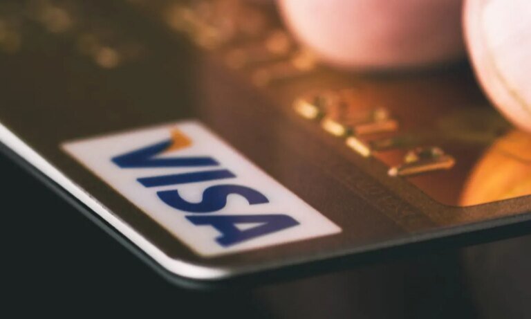 Visa CEO Says AI Shopping Has Arrived but Payments Haven’t