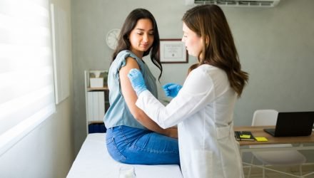 Why Moderna’s Cancer Vaccine Matters to Investors