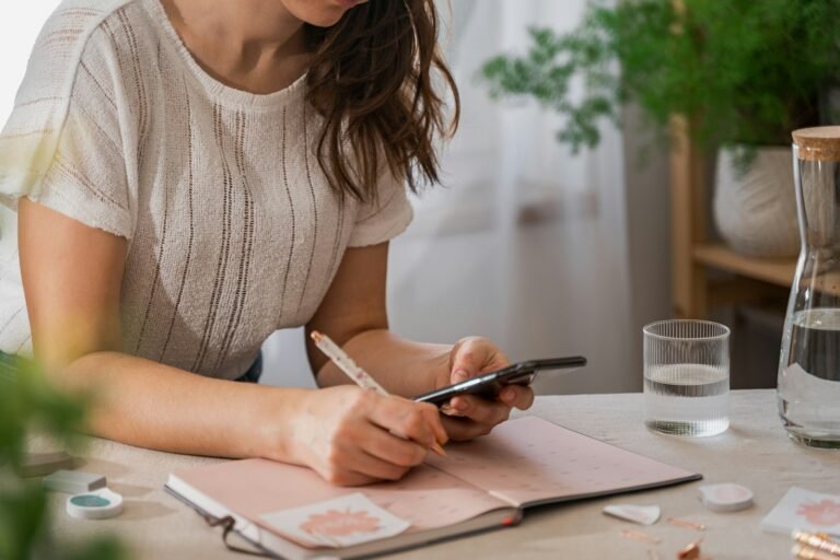 44 Percent of Shoppers Expect Holiday Debt: How to Build Your Holiday Budget Now