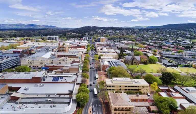 Regional and coastal properties to resist slowing market