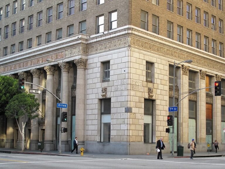 Daniel Negari Buys Downtown LA Hotel For $34M