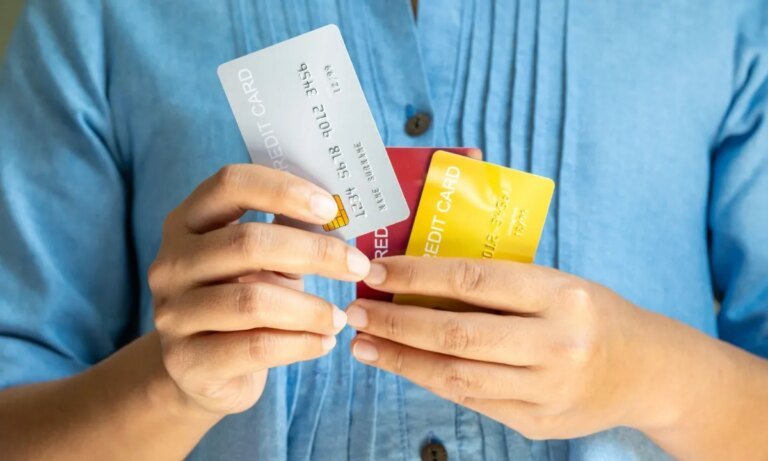 Credit Card Issuers’ Biggest Rival May Already Be in the Wal…