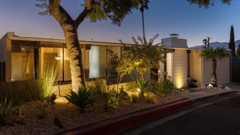 Hillside Modernist Gem Has Ties to Fascinating ‘Architectural Lore’