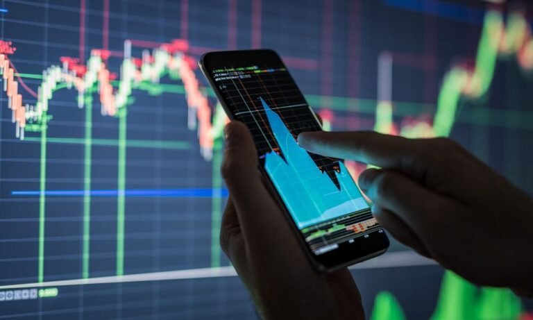 Materials and tech drive TSX to its biggest one-day gain in a month