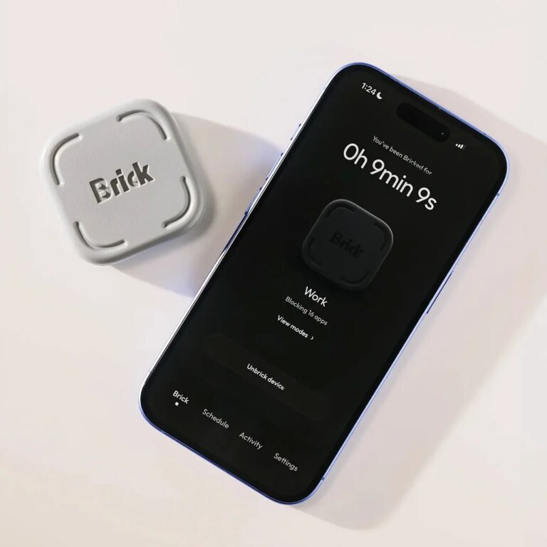 People are ‘bricking’ their smartphones on purpose to stop doomscrolling