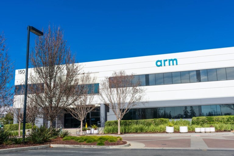 Don't Buy Arm Holdings This Expensively