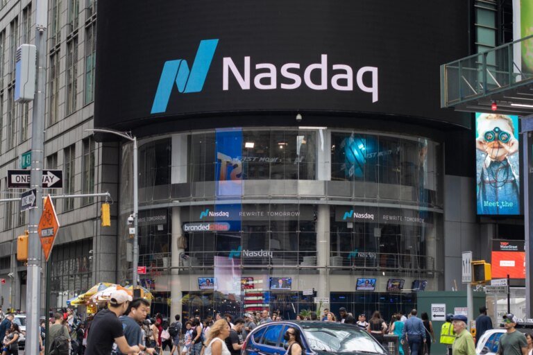 Why Today’s Nasdaq Doesn’t Look Like 2000, Even With AI Fears Rising