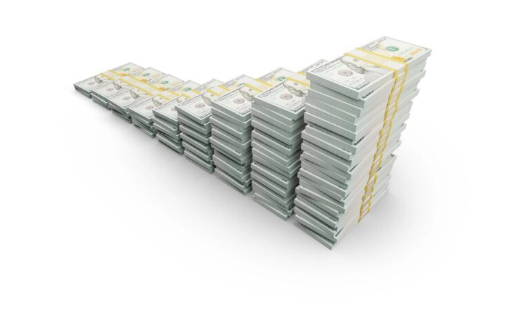 2 High-Yielders That Are Growing Their Portfolios