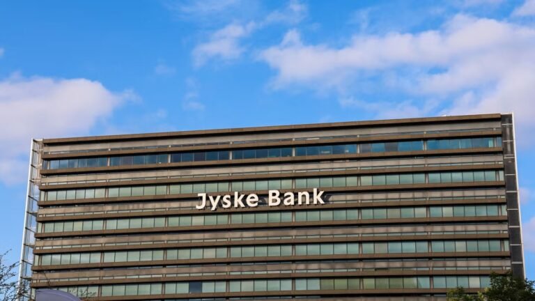 Jyske Bank agrees to buy Danish wealth manager Formuepleje