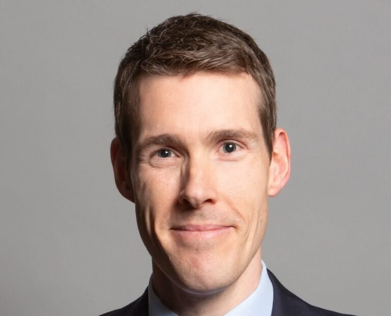 Housing minister considers stronger protection for restrictive covenants