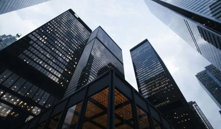 Maximising opportunity through commercial investing