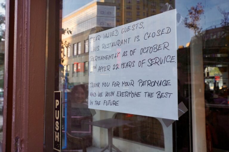 NYC Lawmakers Consider Mandating Lease Extensions For Retailers