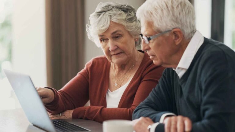 12 Retirement Mistakes That Cost $100K +