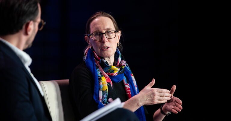 SEC Commissioner Peirce to leave agency